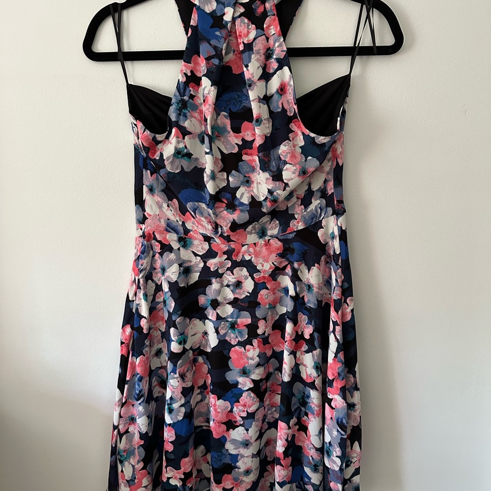 Express sz 4 high neck floral dress